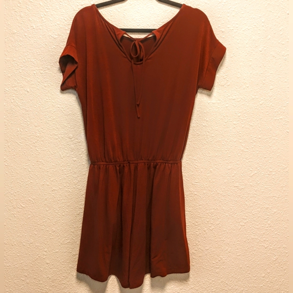 Short Romper - Picture 2 of 3